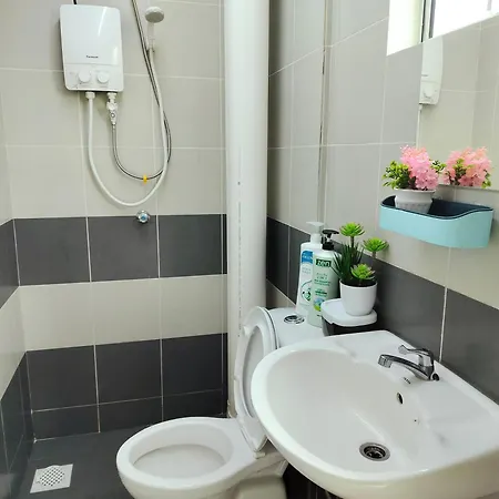 Emerald Avenue Brinchang 8 Guests 3 Bedrooms Exterior photo
